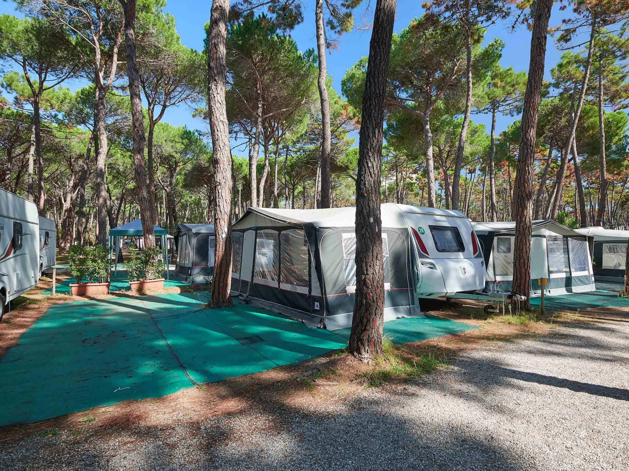 camping-baia-verde-roulotte-punta-ala