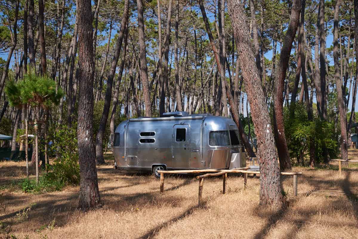 Pineta-Baiaverde-roulotte